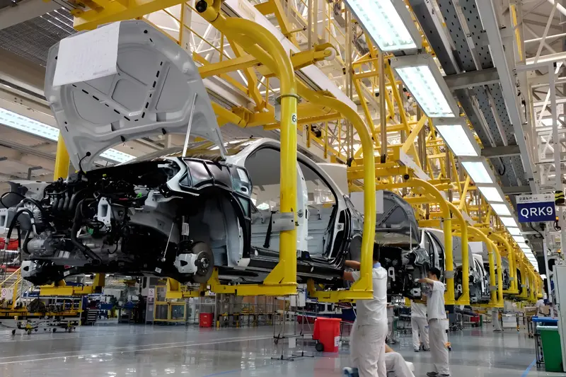 Seamless-steel-pipe-and-H-beam-used-in-automobile-body-structure1