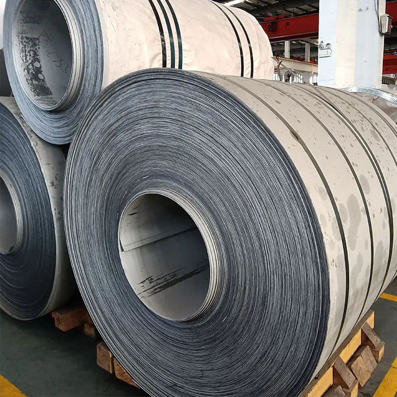 High-quality 304L stainless steel coil with enhanced corrosion resistance for various uses