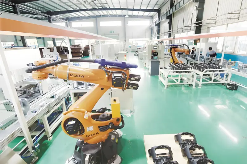 Galvanized-steel-coils-and-sheets-used-in-automotive-parts-production1